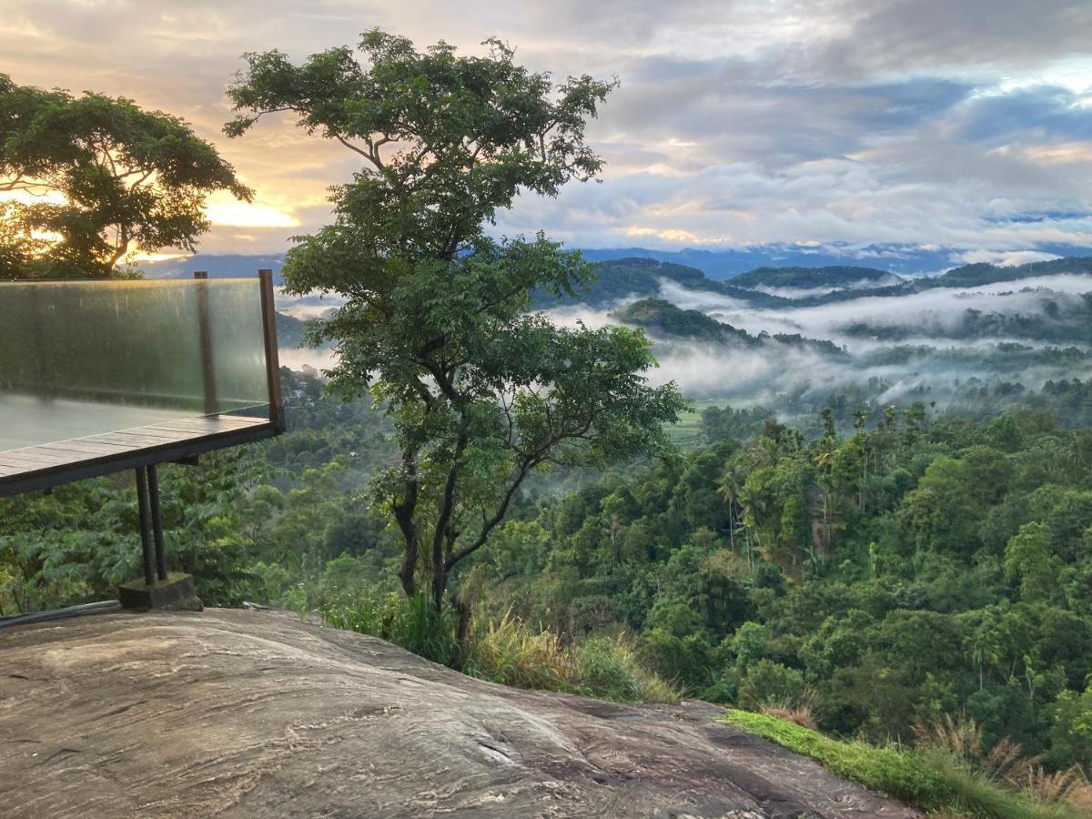 The Cloud Resort Kadugannawa Buitenkant foto